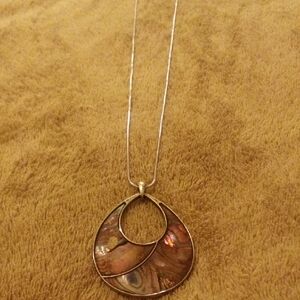 Elegant Silver and Brown Pendant Necklace